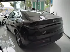 2025 BYD Seal 05 PHEV 120KM Smart Driving Flagship, белый — фото 5