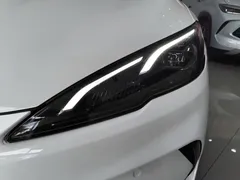 2025 BYD Seal 05 PHEV 120KM Smart Driving Flagship, белый — фото 24