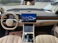 2024 Aito M7 1.5T Smart Driving 4WD Max 5-seat, чёрный — фото 7