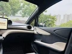 2024 BYD Dolphin Honor 420km Fashion, белый — фото 8
