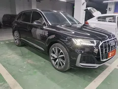2021 Audi Q7 55 TFSI quattro S line Sport, чёрный — фото 2