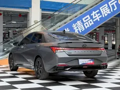 2022 Hyundai Elantra 1.5L CVT 20th Anniversary — фото 16