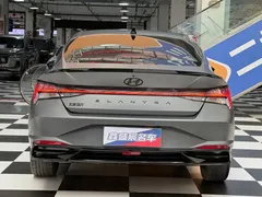 2022 Hyundai Elantra 1.5L CVT 20th Anniversary — фото 17