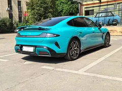 2024 Xiaomi SU7 RWD Long Range Smart Driving, синий — фото 16