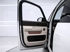 2024 Li Auto MEGA Ultra, белый — фото 12