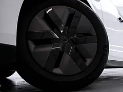 2024 Li Auto MEGA Ultra, белый — фото 19