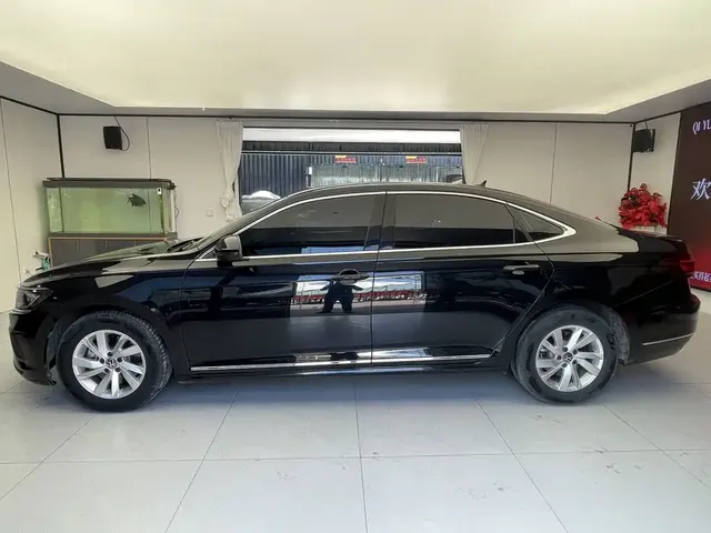 2023 Volkswagen Passat 280TSI Business