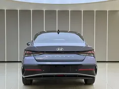 2023 Hyundai Elantra 1.5L CVT TOP Flagship — фото 20
