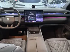 2026 Nio ES8 6-seat Executive Luxury, чёрный — фото 13
