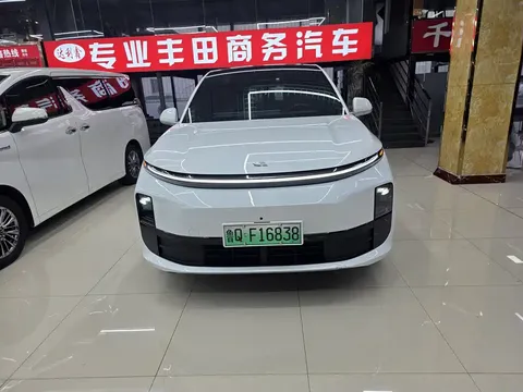 2024 Li Auto L6
