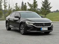 2021 Volkswagen Passat 380TSI Luxury, чёрный — фото 3