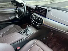 2021 BMW 5 Series 530Li Leading Luxury Package, чёрный — фото 14