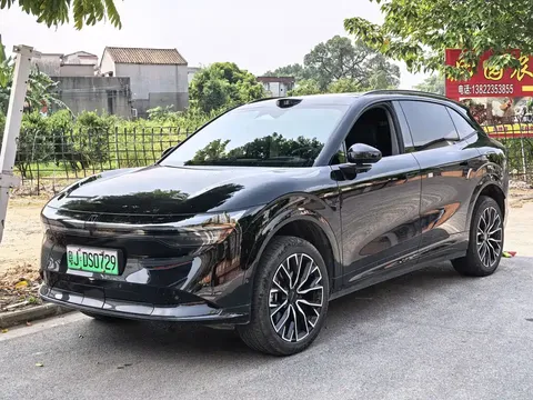 2025 Zeekr 7X 100kWh Long Range 4WD Smart Driving