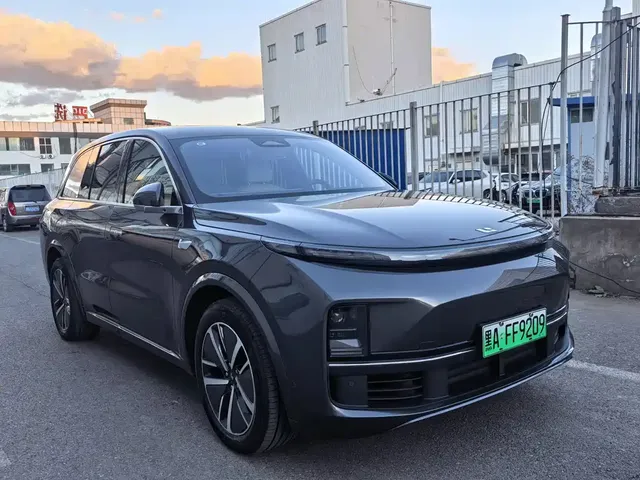 2024 Li Auto L8