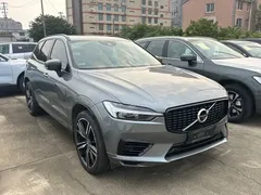 2021 Volvo XC60 T8 PHEV Sport — фото 3