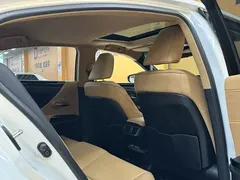 2023 Lexus ES 200 Excellence, белый — фото 9