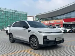 2025 Leapmotor B10 510 Enjoy — фото 4