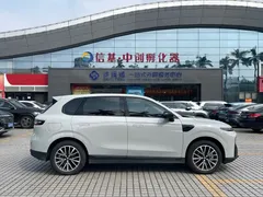 2025 Leapmotor B10 510 Enjoy — фото 6