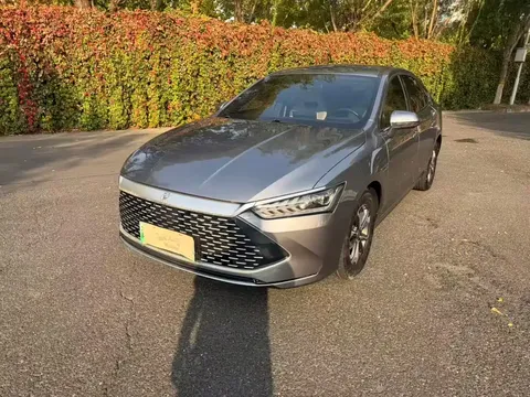 2023 BYD Qin PLUS Champion DM-i PHEV 55KM Leading