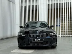 2023 BMW 3 Series 325Li M Sport Dark Night Package, чёрный — фото 2