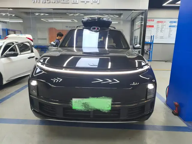 2024 Li Auto L8