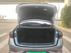 2025 BYD Qin PLUS DM-i PHEV Smart Driving 55km Leading — фото 19