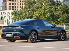 2026 Xiaomi SU7 RWD Standard, зелёный — фото 9