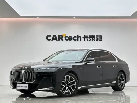 2023 BMW 7 Series 735Li M Sport Package