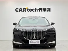 2023 BMW 7 Series 735Li M Sport Package, чёрный — фото 7