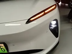 2024 Nio ET5T 75kWh Touring, белый — фото 24