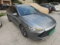 2024 BYD Qin PLUS Honor DM-i PHEV 55km Leading — фото 4