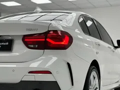 2023 BMW 1 Series 120i M Sport Night Edition, белый — фото 11