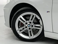2023 BMW 1 Series 120i M Sport Night Edition, белый — фото 13