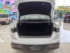 2025 BYD Seal 05 PHEV 120KM Smart Driving Flagship, белый — фото 15