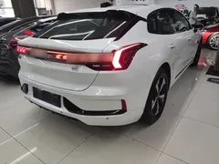2022 Zeekr 001 Long Range Dual Motor WE EV, белый — фото 7