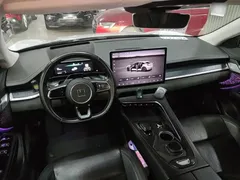 2022 Zeekr 001 Long Range Dual Motor WE EV, белый — фото 10