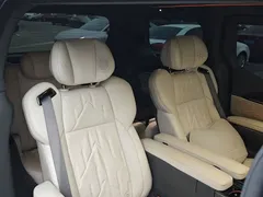 2024 Zeekr 009 6-Seat Executive 4WD 108kWh, чёрный — фото 11