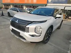 2023 Mitsubishi Outlander 1.5T CVT 4WD Premium 5, белый — фото 2