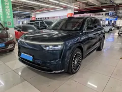 2025 Aito M8 EREV Max+ 53.4kWh 6-seat 192-line LiDAR, синий — фото 1