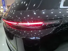 2025 Li Auto L8 Smart Refresh, чёрный — фото 8