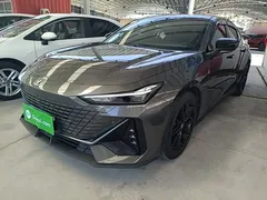 2023 Changan UNI-V 1.5T Premium — фото 1