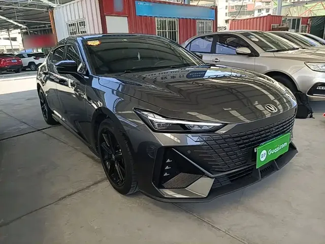2023 Changan UNI-V 1.5T Premium