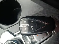 2023 Changan UNI-V 1.5T Premium — фото 9