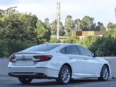 2022 Honda Accord 260TURBO Luxury, белый — фото 14