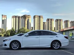 2022 Honda Accord 260TURBO Luxury, белый — фото 17