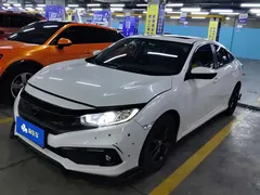 2019 Honda Civic 220TURBO CVT, белый — фото 1