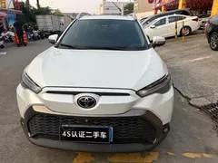 2023 Toyota Frontlander 2.0L CVT Luxury, белый — фото 2