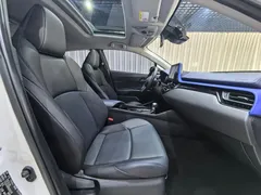 2021 Toyota C-HR 2.0L Luxury, белый — фото 13