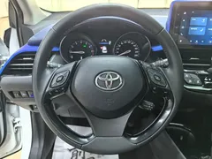 2021 Toyota C-HR 2.0L Luxury, белый — фото 14