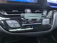 2021 Toyota C-HR 2.0L Luxury, белый — фото 15